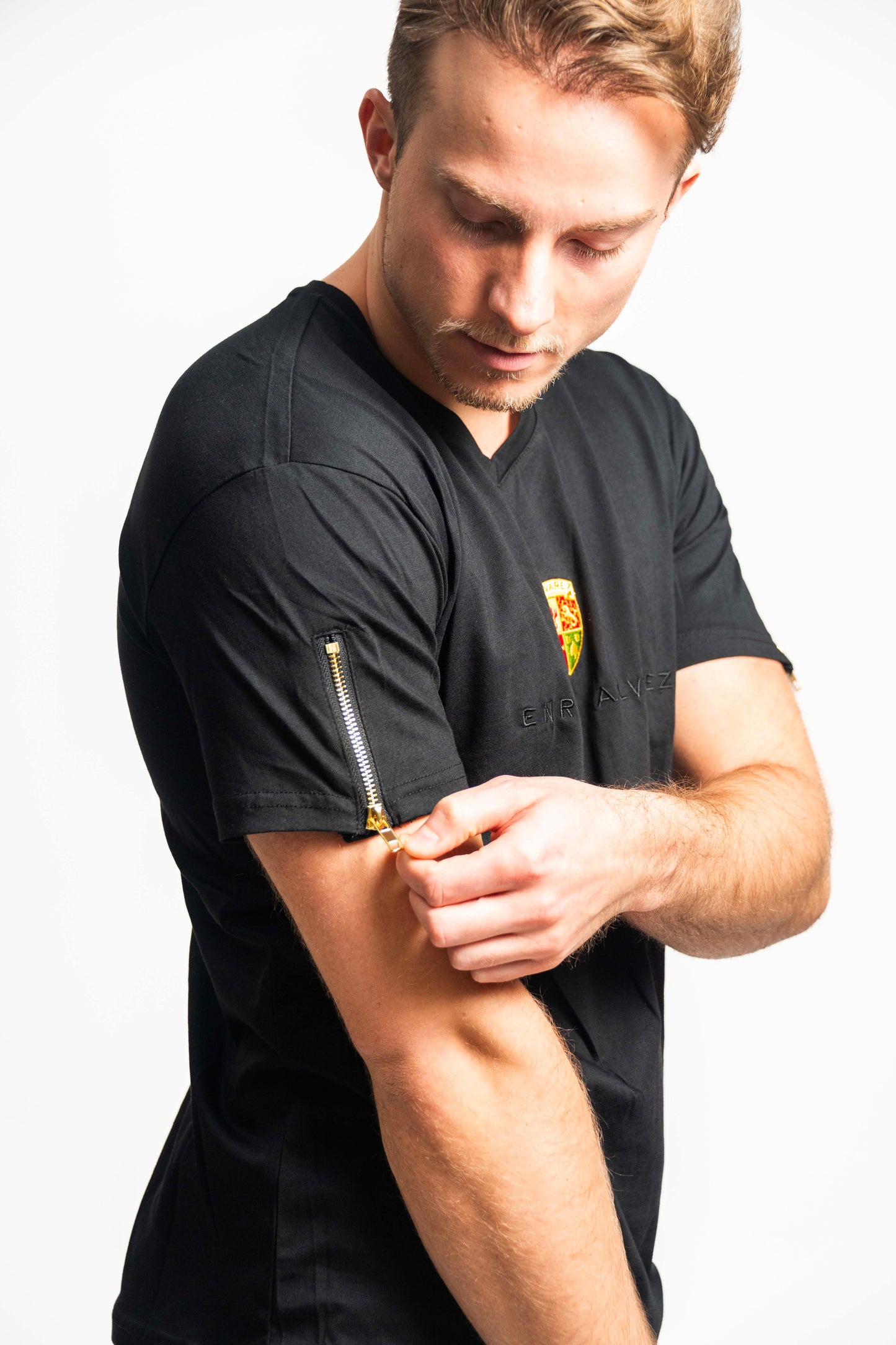 Zipped Sleeves T-Shirt